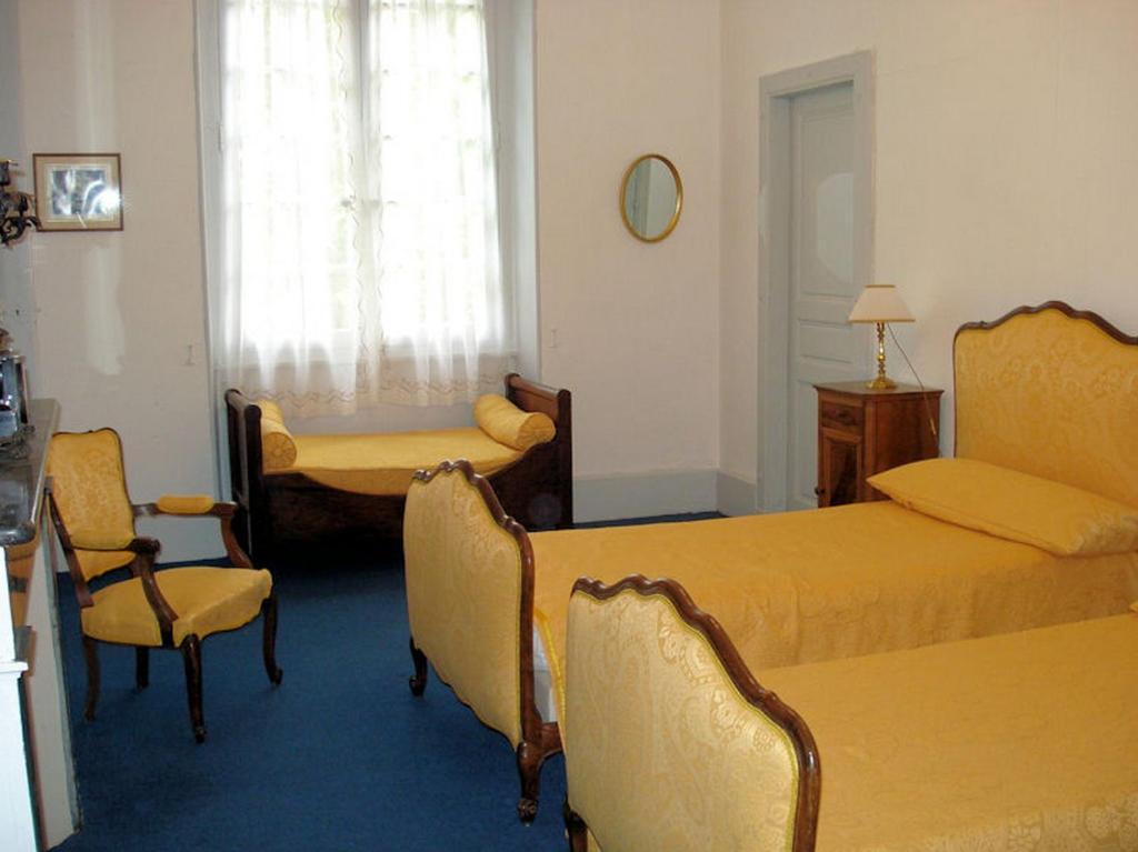 Chambres D'Hotes Chateau De Cavagnac Layrac Rum bild