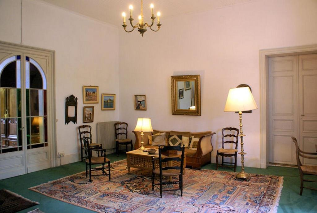 Chambres D'Hotes Chateau De Cavagnac Layrac Exteriör bild